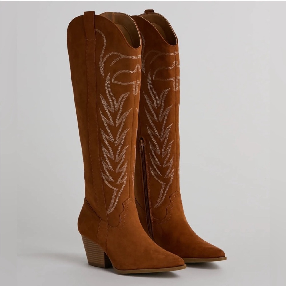 Windsor “Kick Up The Dust Knee High Suede Western Boots” 🤠